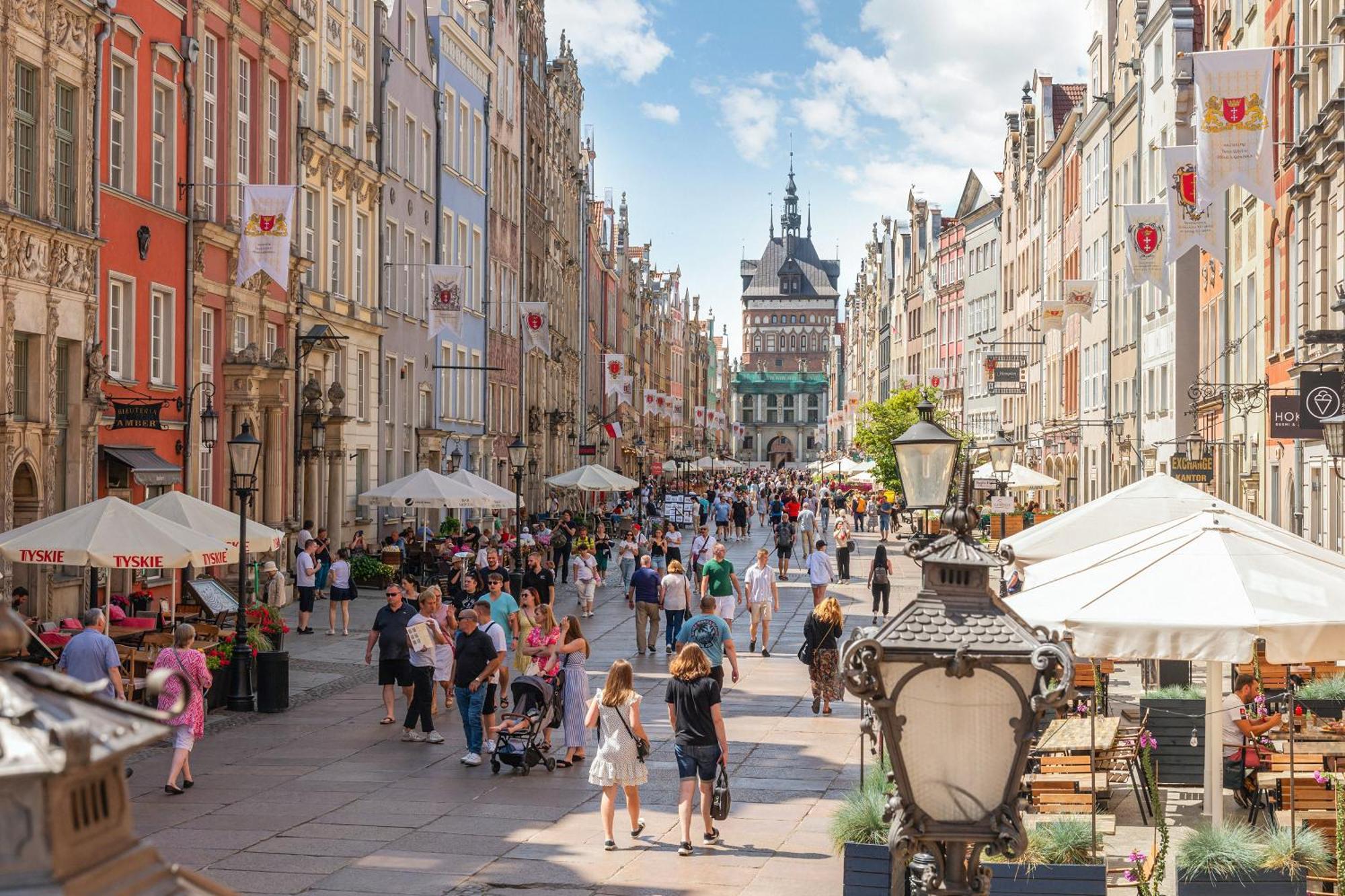 Old Town Pure White By Downtown Apartments Гданськ Екстер'єр фото
